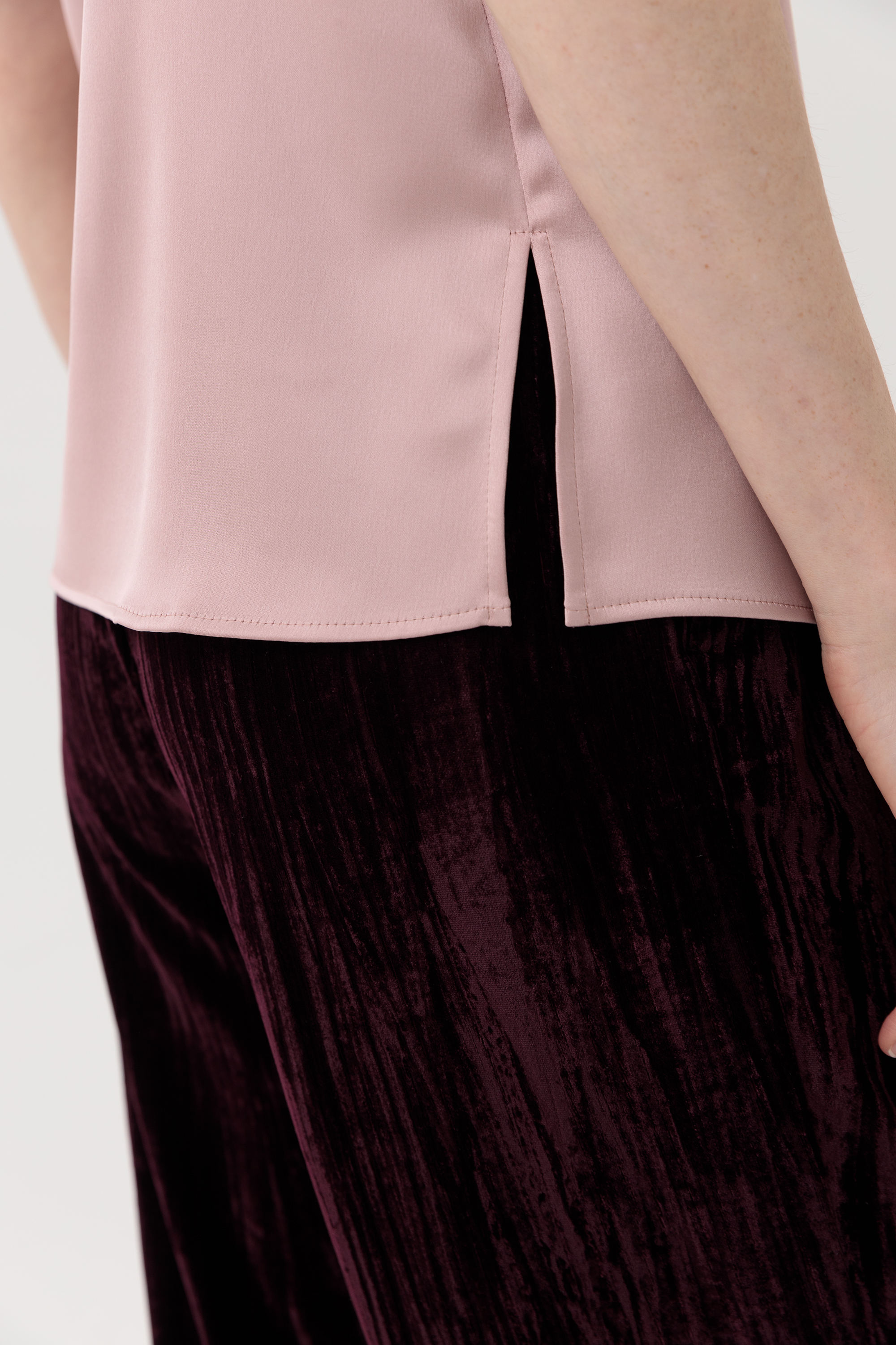 Топ на бретелях Тольфа