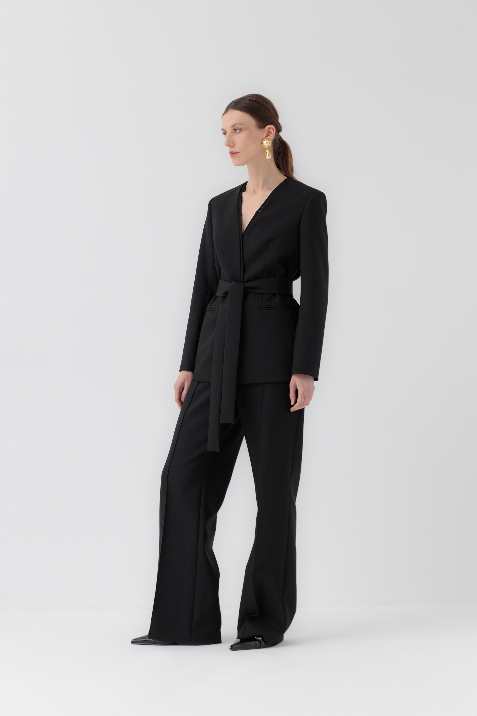 Черный жакет на поясе Стильвио