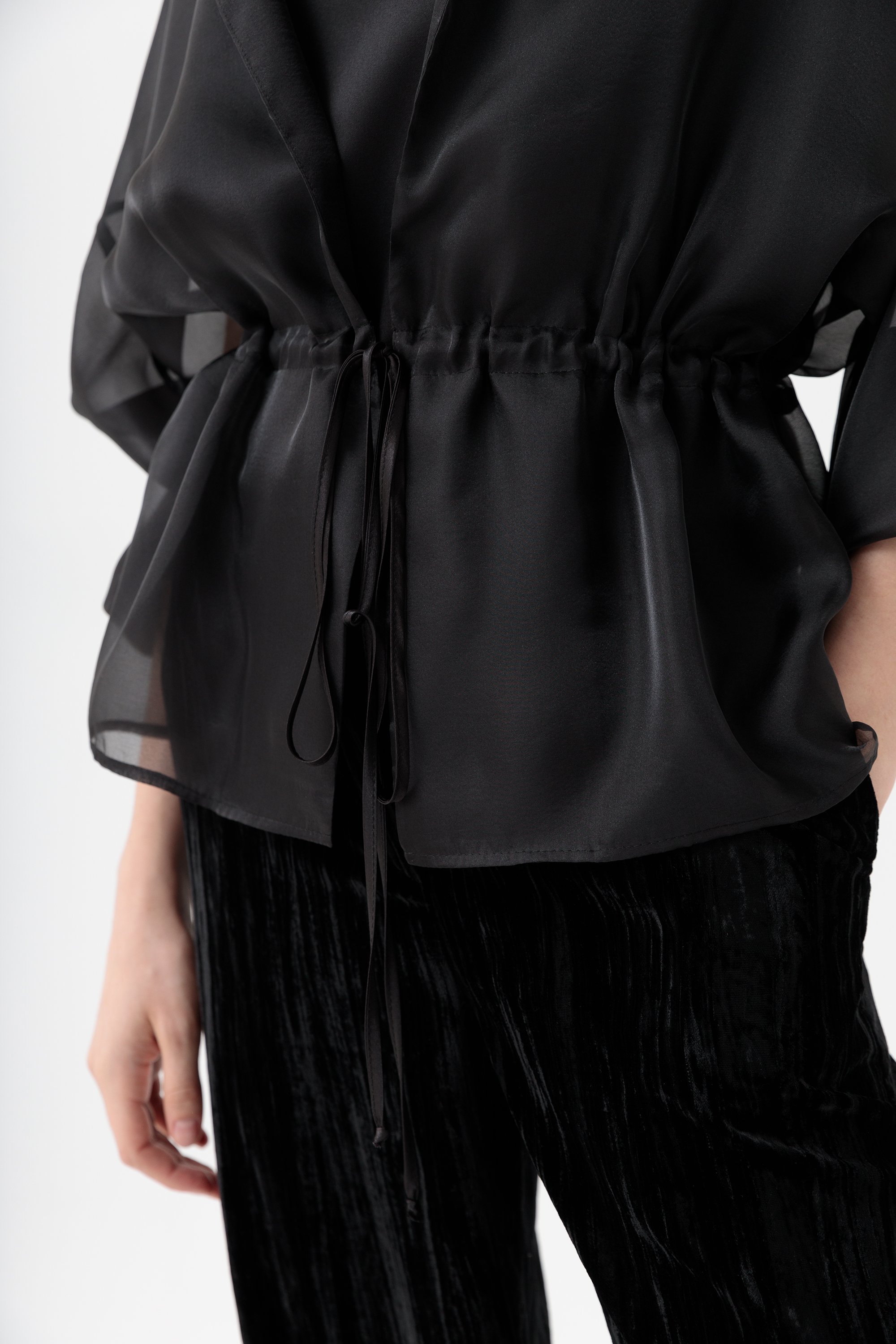 Блузон-накидка из органзы Тольфа