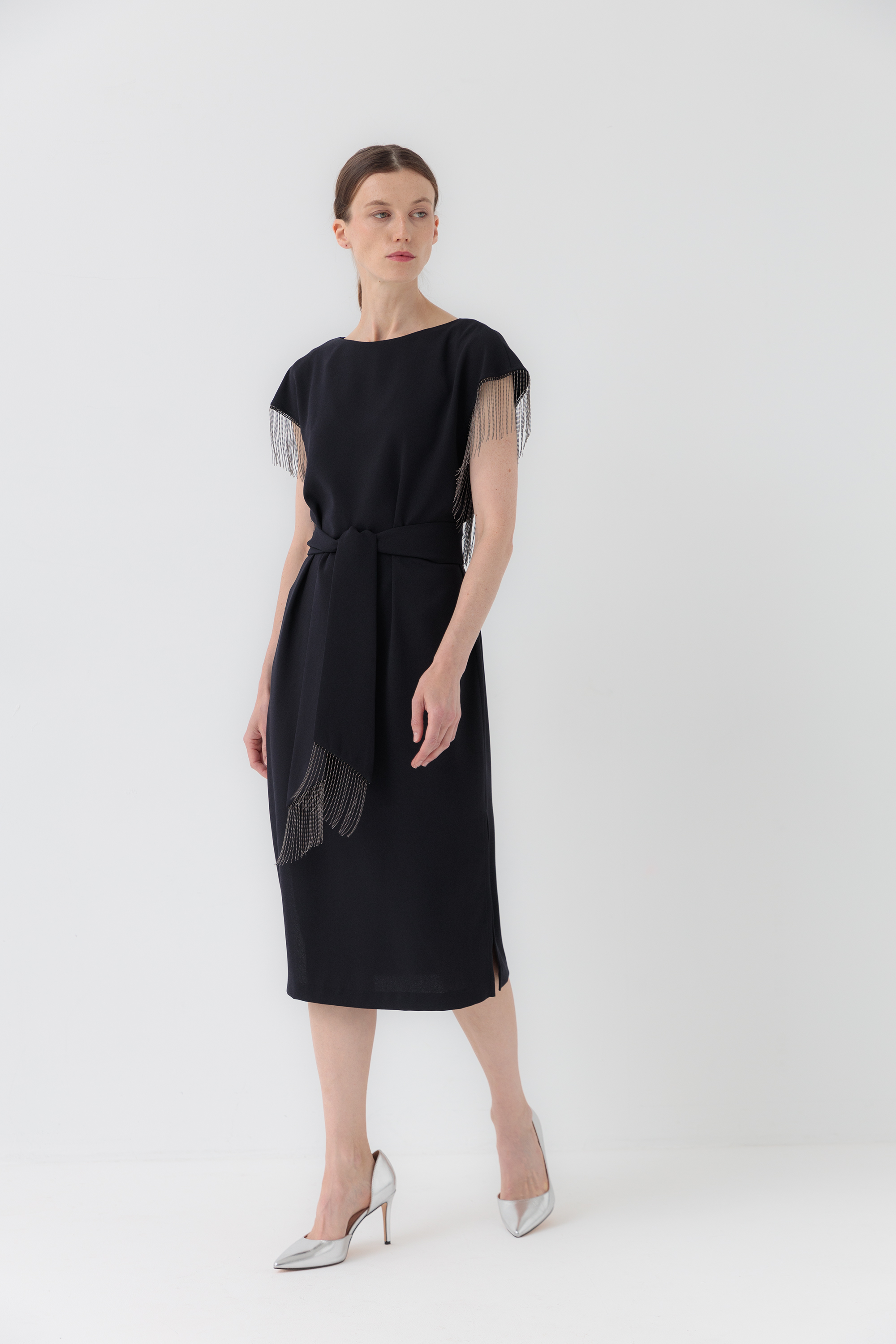 Платье прямого силуэта Верона