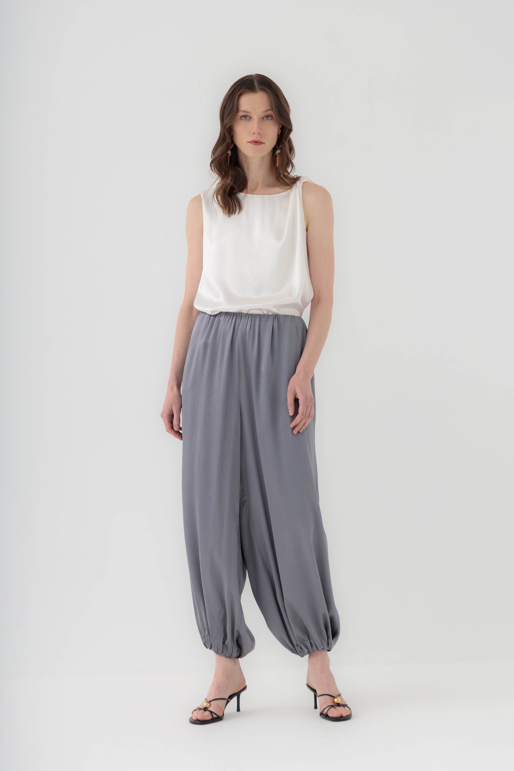 брюки ЖАСМИН серые