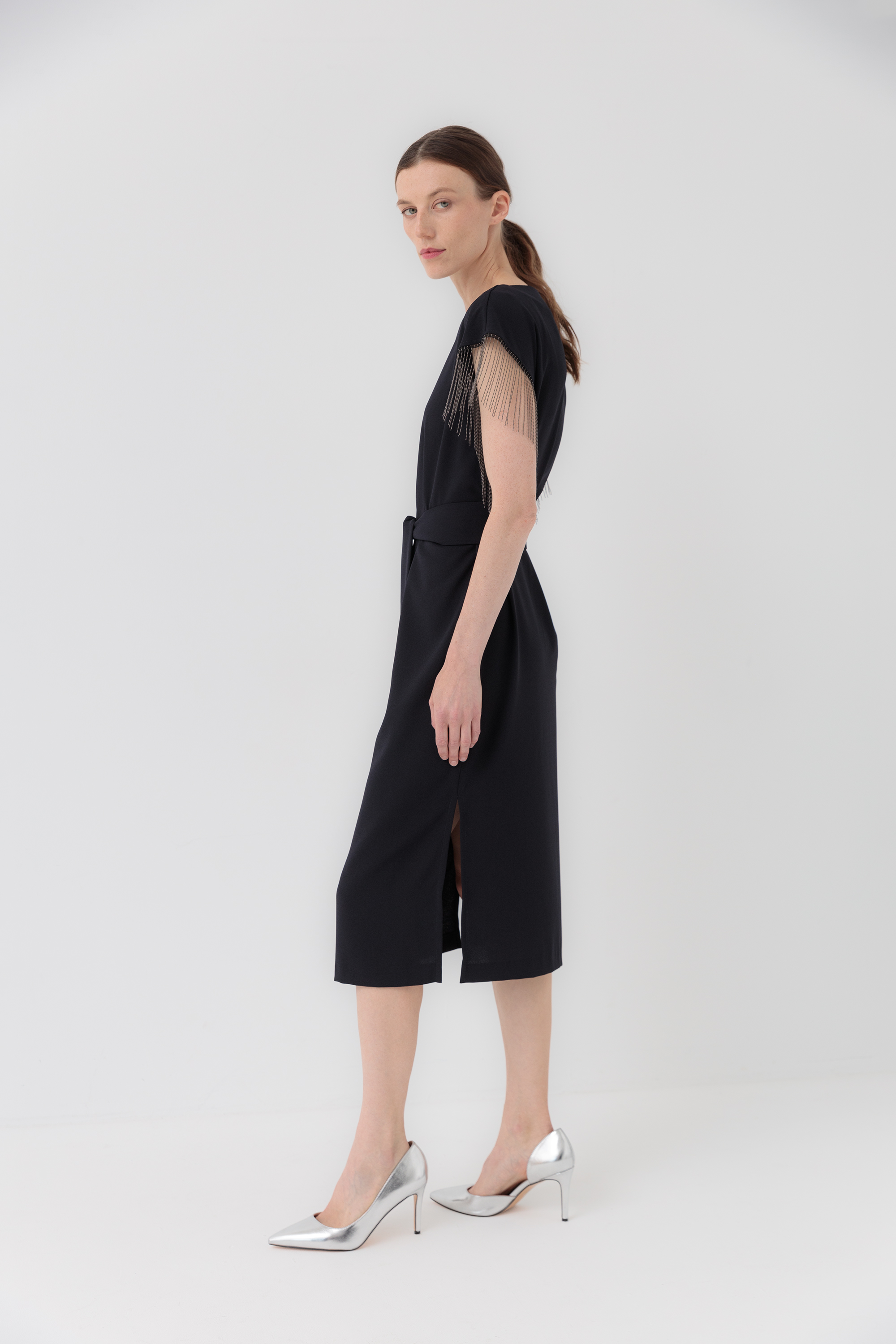 Платье прямого силуэта Верона